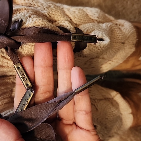 UGG Chestnut Kiandra Knit/Suede Boots - Picture 7 of 13